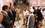  محافظ سوهاج يشارك أسر شهداء ومصابي الشرطة إفطارهم