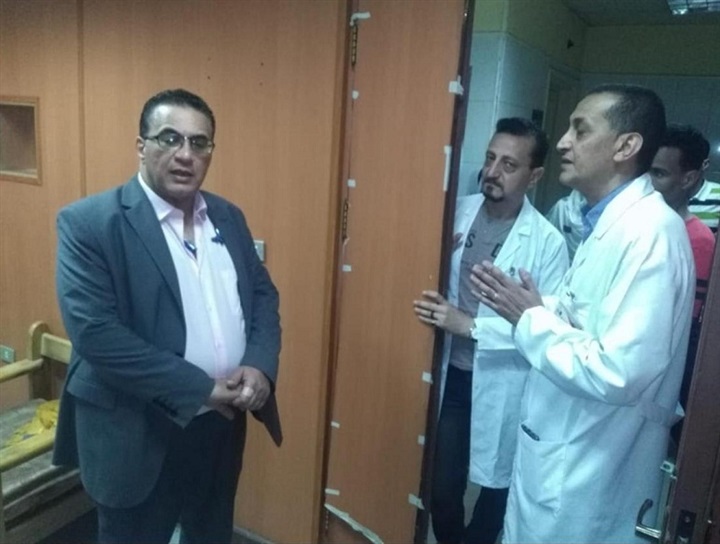 بالصور.. وكيل صحة قنا الجديد يزور حميات نجع حمادي ويفاجئ أبو تشت العام 