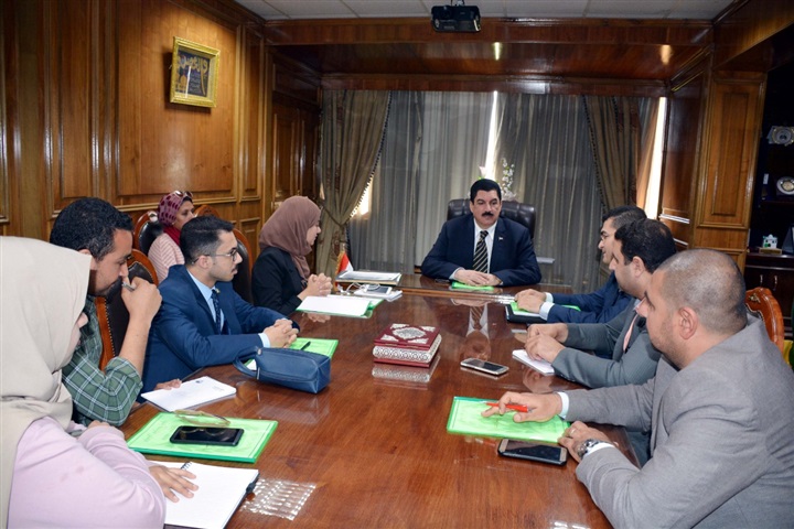 محافظ القليوبية يعقد اجتماعا بمسئول وحدة الابتكار وريادة الأعمال بالمحافظة