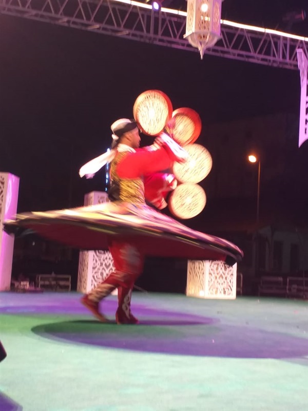 "القومية للفنون" تبهر جمهور مسرح الساحة "القومية للفنون" تبهر جمهور مسرح الساحة