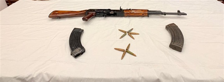 أمن القاهرة: ضبط إثنين من العناصر الإجرامية يقومان بفرض الإتاوات على قائدى سيارات المحاجر