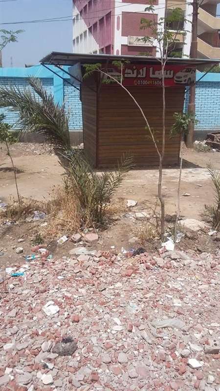 بالصور.. إزالة كشك مخالف على أملاك الدولة بكفر الشيخ