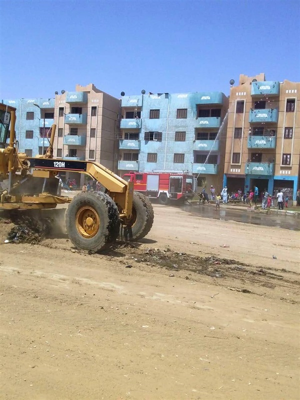 سكرتير محافظة سوهاج يتابع أعمال التجميل والنظافة لقرية السماكين بالمنشأة
