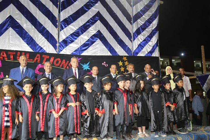 محافظ قنا يشهد حفل ختام الأنشطة الطلابية بالمدرسة المصرية اليابانية