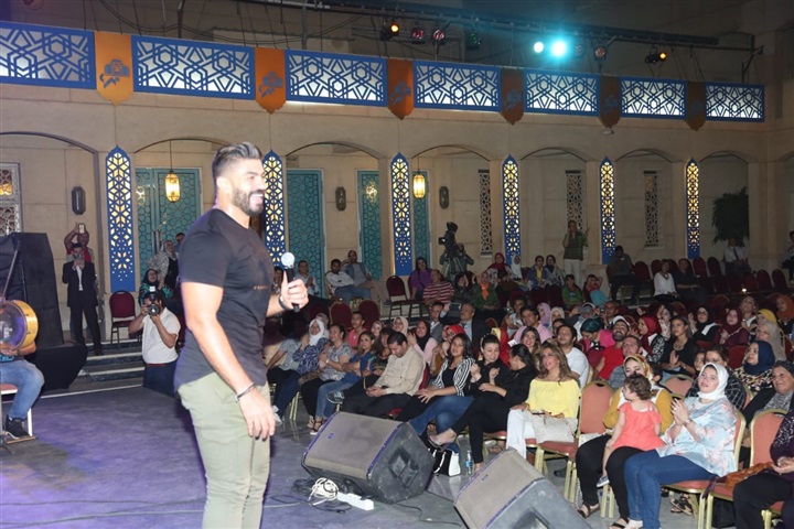 بالصور.. خالد سليم يبهر جمهور ليالى رمضان بالمسرح المكشوف بالصور.. خالد سليم يبهر جمهور ليالى رمضان بالمسرح المكشوف
