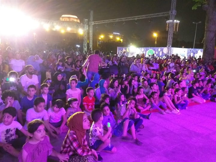 "كورال الصعيد" يبهر جمهور مسرح ساحة الهناجر ضمن برنامج "هل هلالك" "كورال الصعيد" يبهر جمهور مسرح ساحة الهناجر ضمن برنامج "هل هلالك"