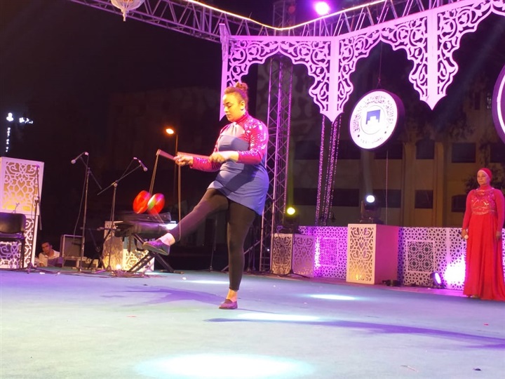 "كورال الصعيد" يبهر جمهور مسرح ساحة الهناجر ضمن برنامج "هل هلالك" "كورال الصعيد" يبهر جمهور مسرح ساحة الهناجر ضمن برنامج "هل هلالك"