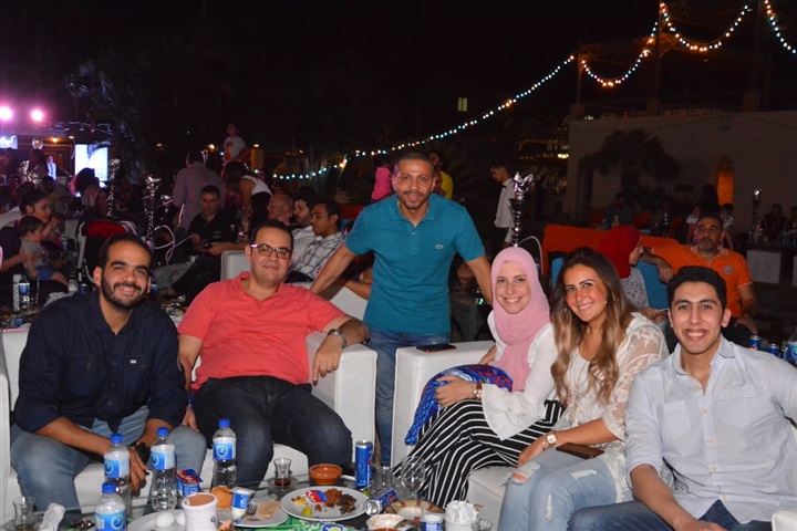 بالصور.. بوسي تتألق بحفل كامل العدد في خيمة "الحارة" بالقاهرة الجديدة 