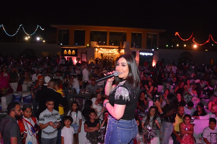 بالصور.. بوسي تتألق بحفل كامل العدد في خيمة "الحارة" بالقاهرة الجديدة بالصور.. بوسي تتألق بحفل كامل العدد في خيمة "الحارة" بالقاهرة الجديدة