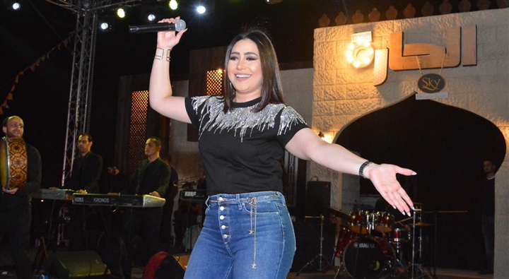 بالصور.. بوسي تتألق بحفل كامل العدد في خيمة "الحارة" بالقاهرة الجديدة بالصور.. بوسي تتألق بحفل كامل العدد في خيمة "الحارة" بالقاهرة الجديدة