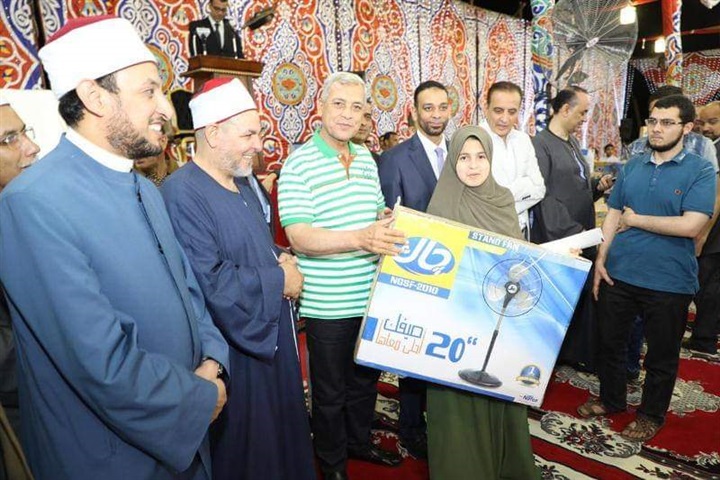 بالصور.. محافظ المنوفية يشهد حفل تكريم حفظة القرآن الكريم بقرية العامرة بمنوف