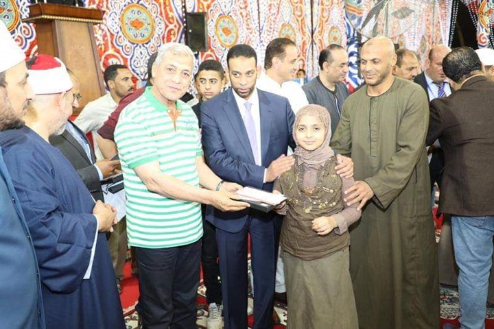 بالصور.. محافظ المنوفية يشهد حفل تكريم حفظة القرآن الكريم بقرية العامرة بمنوف