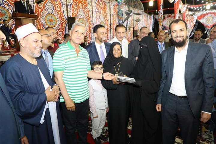 بالصور.. محافظ المنوفية يشهد حفل تكريم حفظة القرآن الكريم بقرية العامرة بمنوف