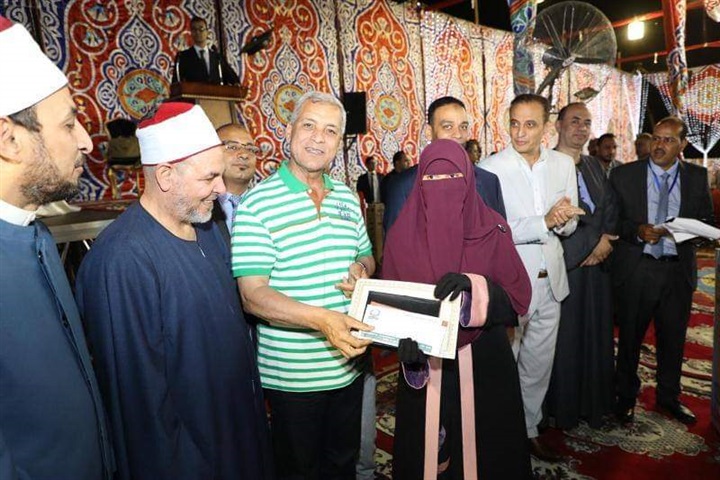 بالصور.. محافظ المنوفية يشهد حفل تكريم حفظة القرآن الكريم بقرية العامرة بمنوف