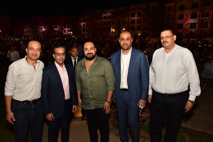 بالصور.. وائل جسار ومحمد عدوية يشعلان خيمة "ستون ريزيدنس" بحضور نجوم الفن والمشاهير بالصور.. وائل جسار ومحمد عدوية يشعلان خيمة "ستون ريزيدنس" بحضور نجوم الفن والمشاهير