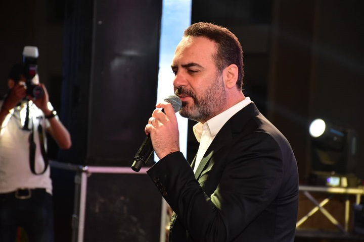 بالصور.. وائل جسار ومحمد عدوية يشعلان خيمة "ستون ريزيدنس" بحضور نجوم الفن والمشاهير بالصور.. وائل جسار ومحمد عدوية يشعلان خيمة "ستون ريزيدنس" بحضور نجوم الفن والمشاهير