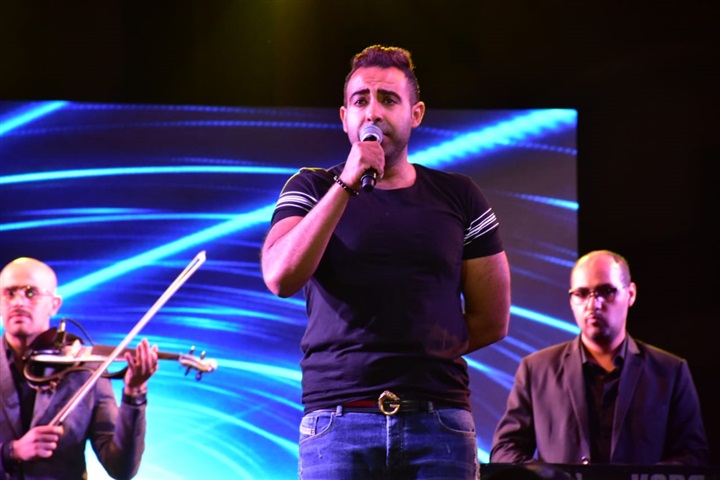 بالصور.. وائل جسار ومحمد عدوية يشعلان خيمة "ستون ريزيدنس" بحضور نجوم الفن والمشاهير بالصور.. وائل جسار ومحمد عدوية يشعلان خيمة "ستون ريزيدنس" بحضور نجوم الفن والمشاهير