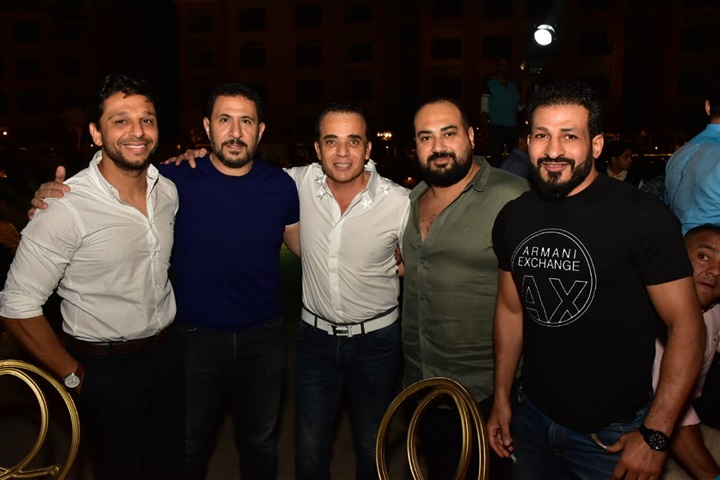 بالصور.. وائل جسار ومحمد عدوية يشعلان خيمة "ستون ريزيدنس" بحضور نجوم الفن والمشاهير بالصور.. وائل جسار ومحمد عدوية يشعلان خيمة "ستون ريزيدنس" بحضور نجوم الفن والمشاهير