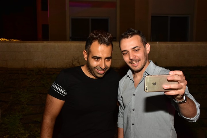 بالصور.. وائل جسار ومحمد عدوية يشعلان خيمة "ستون ريزيدنس" بحضور نجوم الفن والمشاهير بالصور.. وائل جسار ومحمد عدوية يشعلان خيمة "ستون ريزيدنس" بحضور نجوم الفن والمشاهير