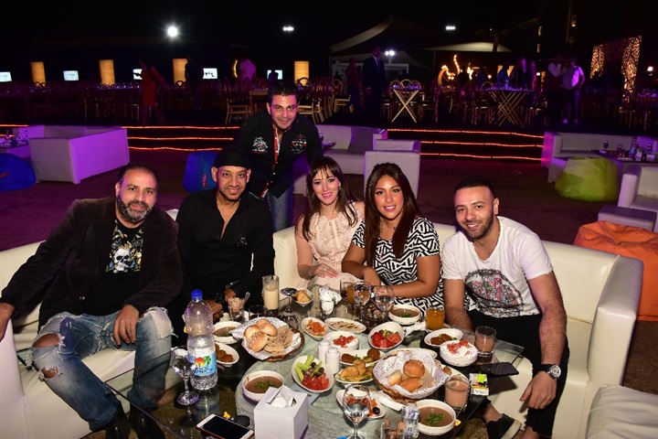 بالصور.. سحور المنتج وليد منصور وماجد حسني بحضور كثيف للنجوم بخيمة "سهراية" بالصور.. سحور المنتج وليد منصور وماجد حسني بحضور كثيف للنجوم بخيمة "سهراية"