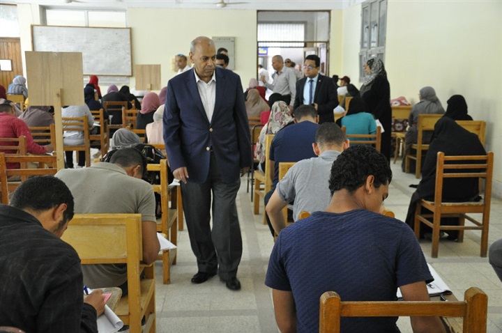 ضبط 19 حالة غش منذ بداية الامتحانات بجامعة المنيا 
