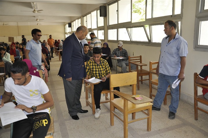 ضبط 19 حالة غش منذ بداية الامتحانات بجامعة المنيا 