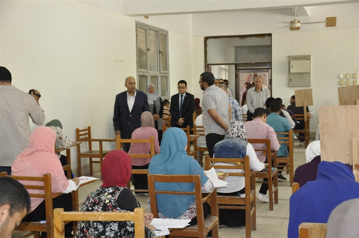 ضبط 19 حالة غش منذ بداية الامتحانات بجامعة المنيا 