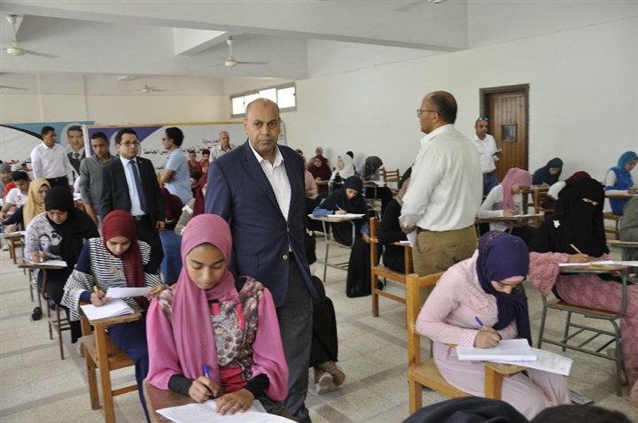 ضبط 19 حالة غش منذ بداية الامتحانات بجامعة المنيا 