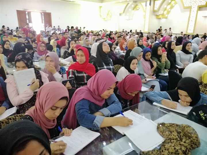 بالصور.. مدير أمن كفر الشيخ يتفقد الخدمات التأمينية للقوافل التعليمية لطلاب الثانوية العامة 