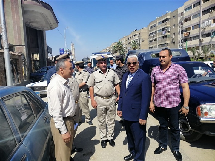 بالصور.. مدير أمن كفر الشيخ يتفقد الخدمات التأمينية للقوافل التعليمية لطلاب الثانوية العامة 