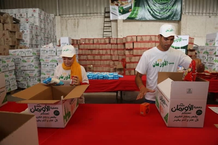 الأورمان توزع 15 ألف كرتونة مواد غذائية و 56 ألف كيلو لحوم على المستحقين بالمنيا