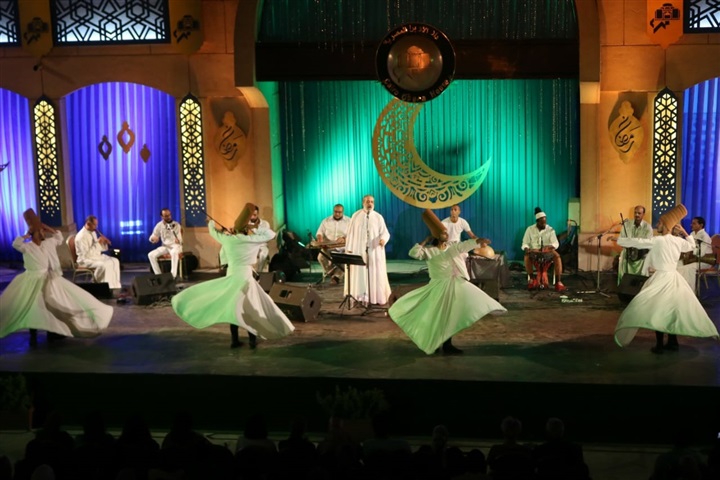 عشرون ألف مشاهد ضيوف الأوبرا فى ليالي رمضان الفنية عشرون ألف مشاهد ضيوف الأوبرا فى ليالي رمضان الفنية