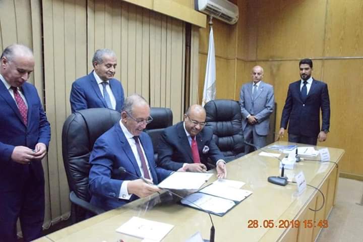 توقيع عقد الشراكة بين محافظة البحر الأحمر وجهاز تنميه التجارة الداخليه لإنشاء منطقتين لوجستيتين