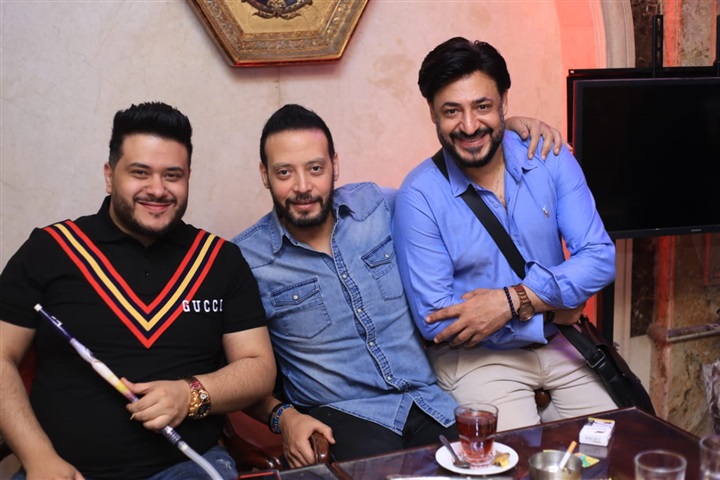 "محمد نور وحمادة الليثي" في افطار إحدى شركات الإنتاج الفني "محمد نور وحمادة الليثي" في افطار إحدى شركات الإنتاج الفني