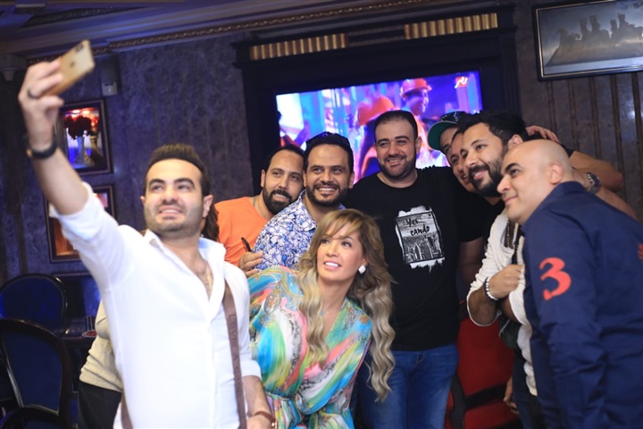 "محمد نور وحمادة الليثي" في افطار إحدى شركات الإنتاج الفني "محمد نور وحمادة الليثي" في افطار إحدى شركات الإنتاج الفني