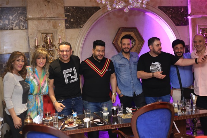 "محمد نور وحمادة الليثي" في افطار إحدى شركات الإنتاج الفني "محمد نور وحمادة الليثي" في افطار إحدى شركات الإنتاج الفني