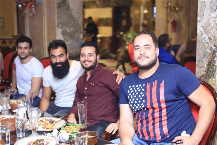 "محمد نور وحمادة الليثي" في افطار إحدى شركات الإنتاج الفني "محمد نور وحمادة الليثي" في افطار إحدى شركات الإنتاج الفني
