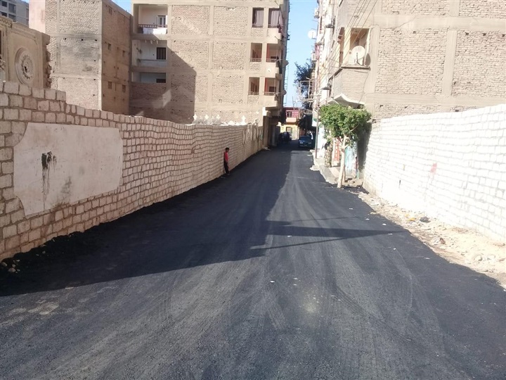بالصور.. محافظ سوهاج يتفقد "مزرعة السجن"  تمهيداً لإنشاء محلات تجارية للشباب 