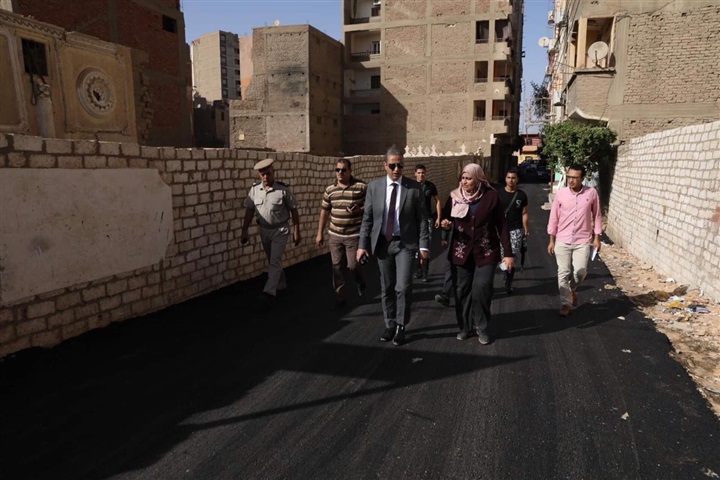 بالصور.. محافظ سوهاج يتفقد "مزرعة السجن"  تمهيداً لإنشاء محلات تجارية للشباب 