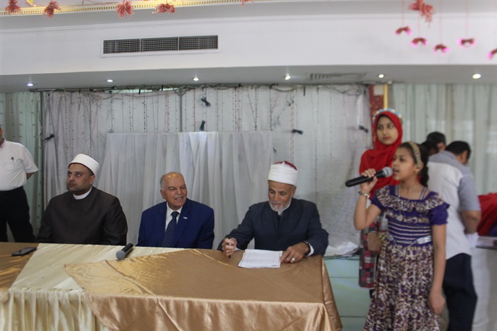 الزناتي يكرم حفظة القرآن الكريم من أبناء المعلمين