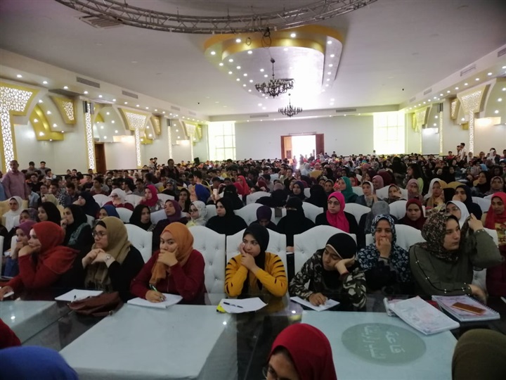 انطلاق القوافل التعليمية المجانية لطلاب الثانوية العامة بكفر الشيخ (صور)