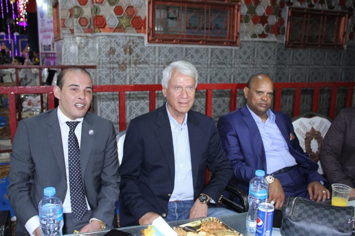 بالصور.. أهالى وقيادات حزبية وشعبية على مائدة إفطار مستقبل وطن بـإمبابة