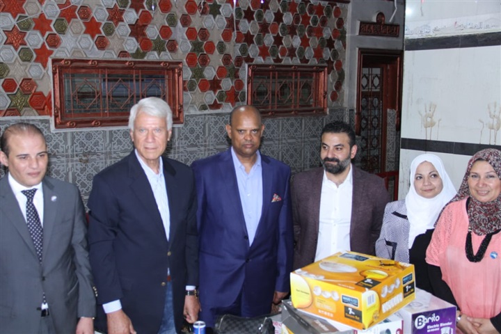 بالصور.. أهالى وقيادات حزبية وشعبية على مائدة إفطار مستقبل وطن بـإمبابة