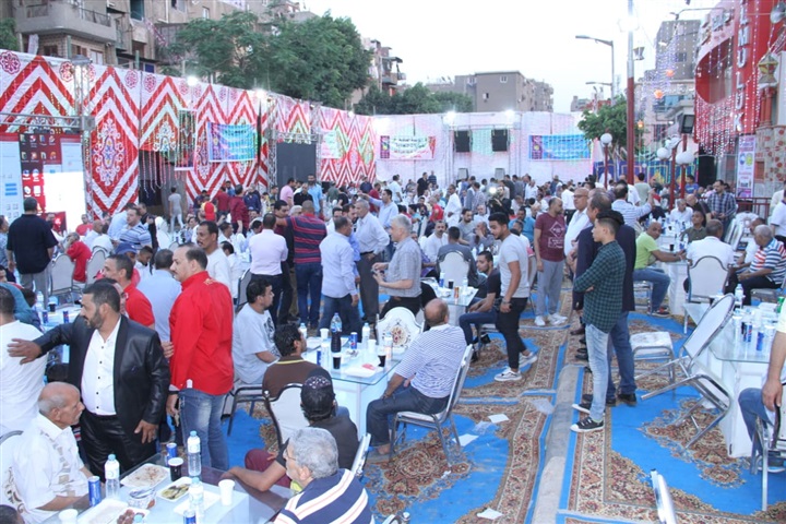 بالصور.. أهالى وقيادات حزبية وشعبية على مائدة إفطار مستقبل وطن بـإمبابة