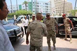 محافظ كفر الشيخ يستقبل مدير جمعية المحاربين القدماء