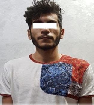 ضبط أدمن لصفحات تنشر امتحانات الثانوية وأشخاص يبيعون سماعات للغش