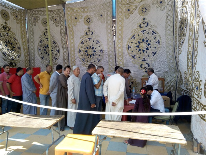 بالصور.. إقبال متوسط علي لجان انتخابات الغرفة التجارية بكفر الشيخ