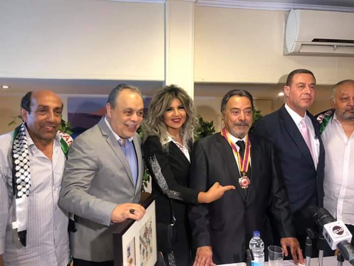 بالصور.. تكريم يوسف شعبان من الرئيس الفلسطيني بمشاركة نقيب الممثلين بالصور.. تكريم يوسف شعبان من الرئيس الفلسطيني بمشاركة نقيب الممثلين