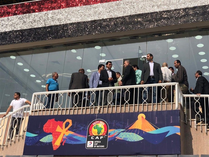 بالصور.. وزير الرياضة يتفقد إستاد الاسماعيلية ويشيد بالتجهيزات بالصور.. وزير الرياضة يتفقد إستاد الاسماعيلية ويشيد بالتجهيزات