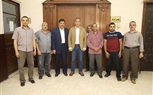 محافظ سوهاج يجتمع برئيس 